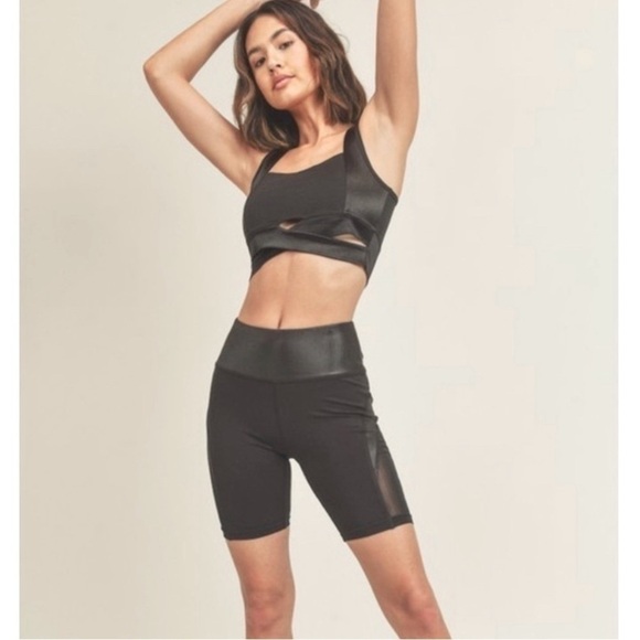 Blu Trends Pants - Black Sports Workout 2 Piece Shorts & Bra